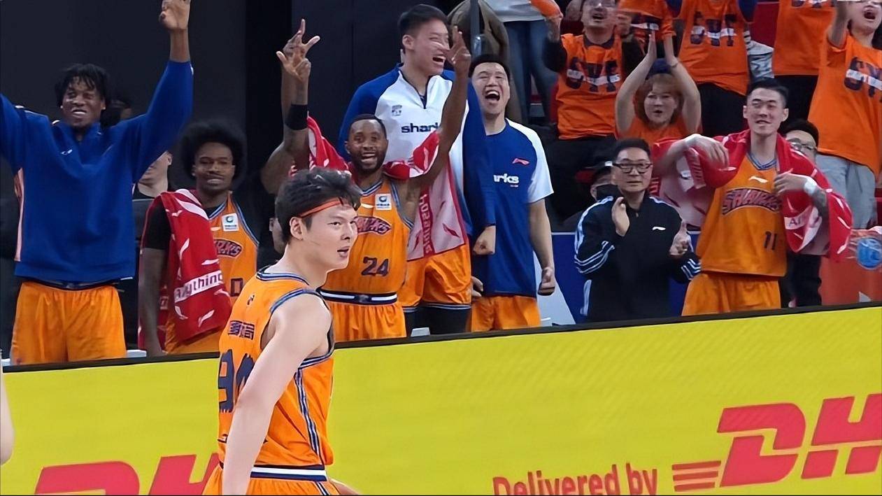 今晨广厦男篮篮板制胜费德勒与70激战SKT分钟，网友：多特蒙德豪取连胜备战全明星赛的简单介绍AYX SPORTS